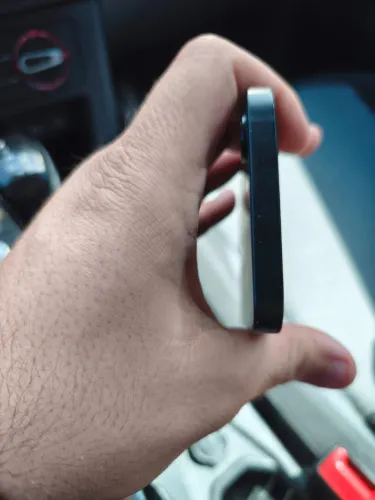 iPhone 16e - Impecável | 100% Saúde da Bateria | Garantia Apple