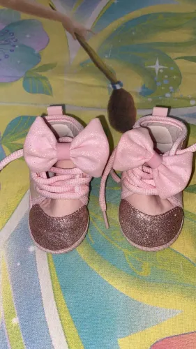 Sapato de bebê com glitter