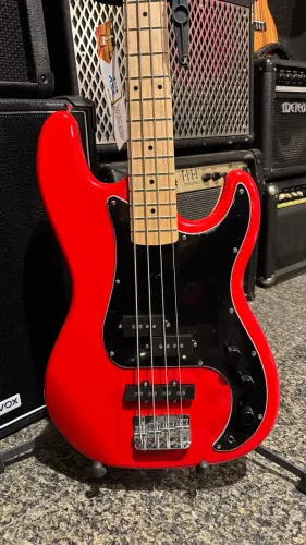 Baixo PJ Reguladinho GP102 Precision Jazz Giannini Vermelho Passivo