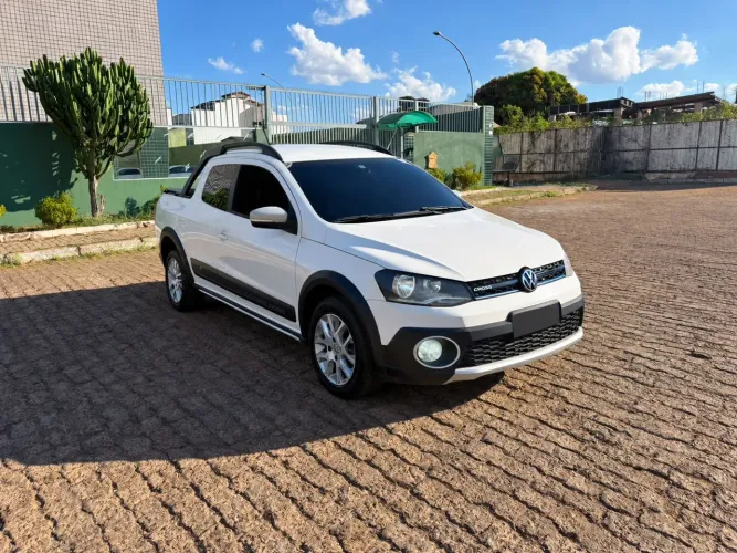 Volkswagen Saveiro Cross 1.6 T.flex 16V CD 2015