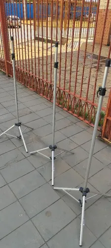 Pedestal Tripé alumínio