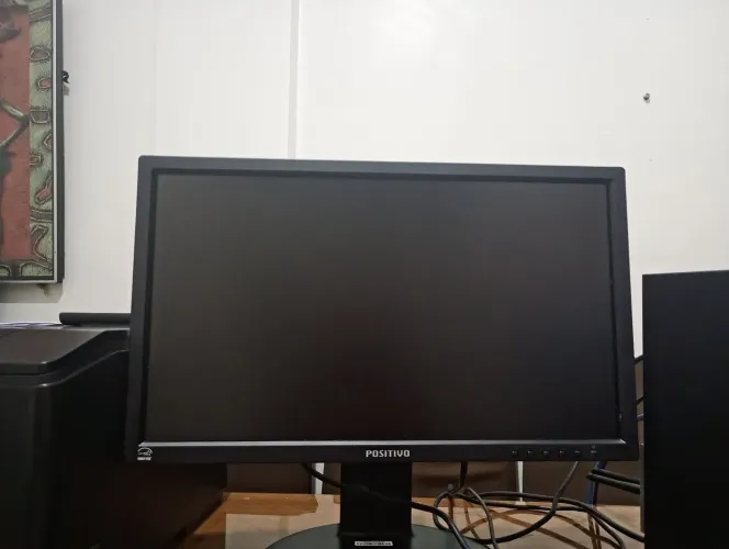 Monitor de 20 polegadas