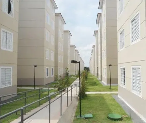 Apartamento com 2 dormitórios para alugar, 49 m² por R$ 1.717,00/mês - Parque Santa Rosa -