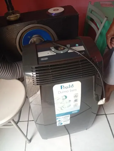 Ar condicionado portátil Delonghi PAC C105