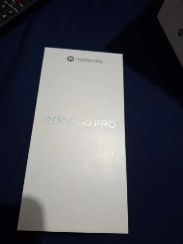 Celular Edge pro 512 gbs lacrado na caixa .