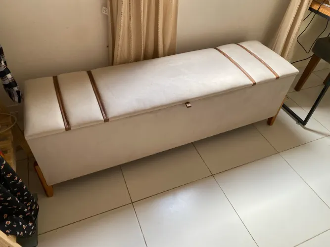 Baú Roma Moderno de Suede Bege Para Cama Casal