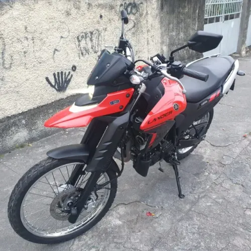 Yamaha XTZ 250 Lander Connected 2025