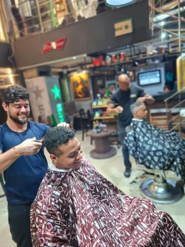 Passo ponto comercial - Barbearia montada e faturando em Ananindeua cidade nova 2