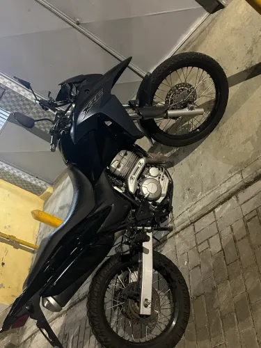Moto revisada pra vender logo