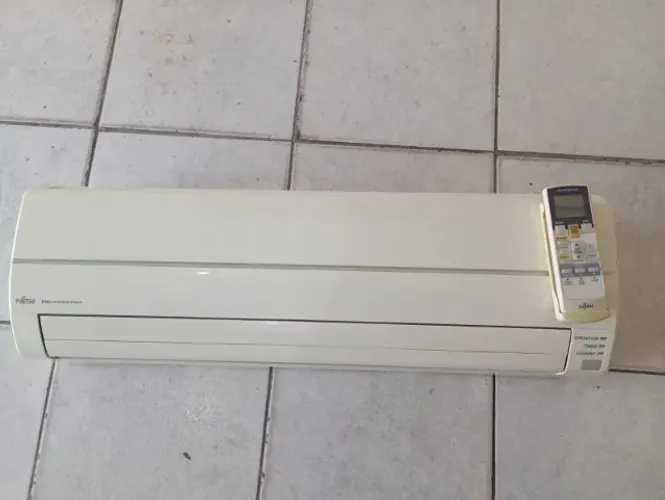 Evaporadora Multi-Split Hi-Wall Inverter Fujitsu 7.000Btu/h Quente e Frio 220V ASBA07LBCM