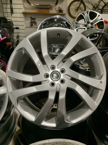 Rodas aro 20 5x100 prata Luxor Volcano - Land Rover 