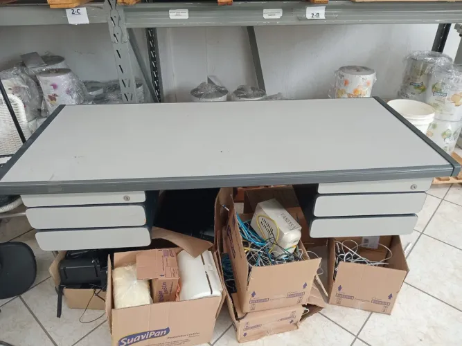Mesa para escritório