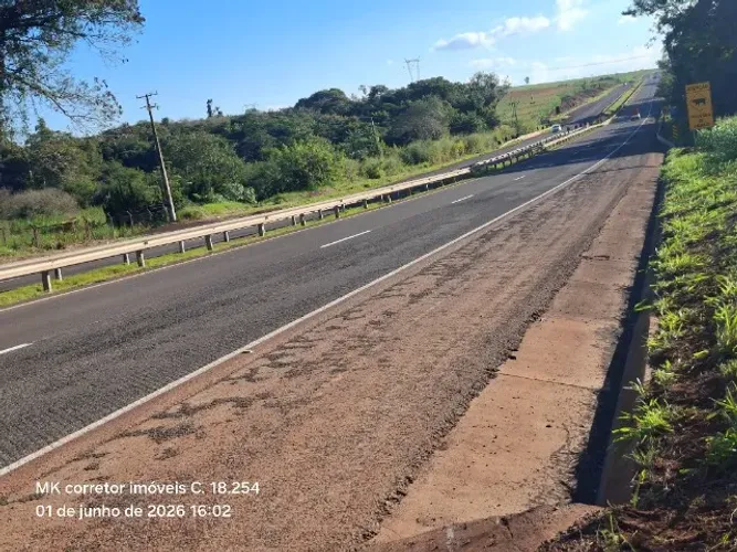 Chácara de 28.813,00 m2, lote 01, região da Gleba Couro do Boi em Jataizinho.