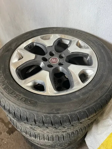 Vendo jogo de rodas R18 Jeep