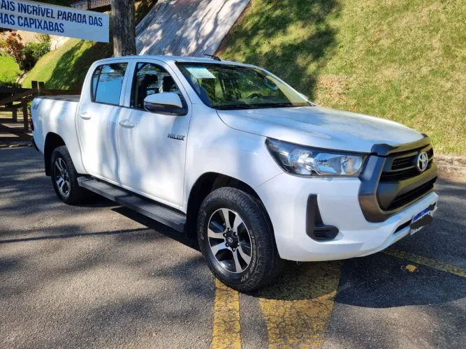 Toyota Hilux CD 4X4 2.8 Diesel Mec. 2021