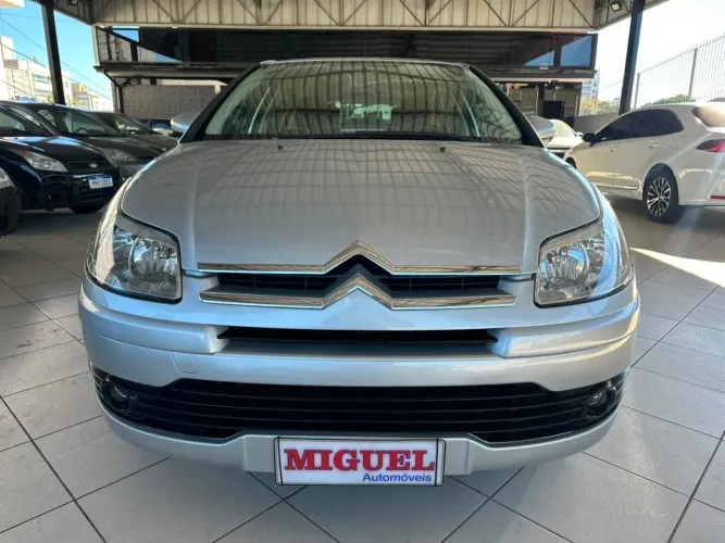 Citroen C4 GLX 1.6 Flex 16V 5P Mec. 2011