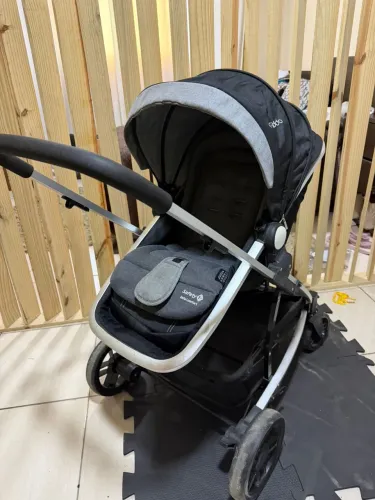 Carrinho Moisés + bebê conforto KIDDO