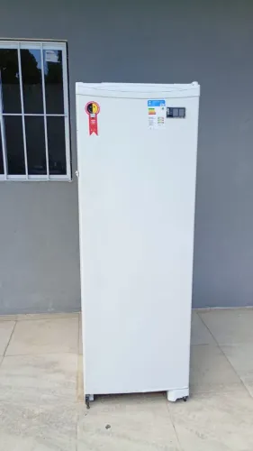 Freezer vertical GELANDO PERFEITO ENTREGO