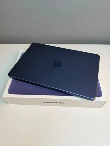 Macbook Neo 512GB Azul - COMPLETO