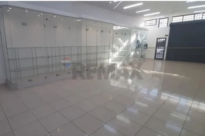 Salão Comercial para Locação no Centro de Araras | 212 m² | Ao lado do Jaú Serve