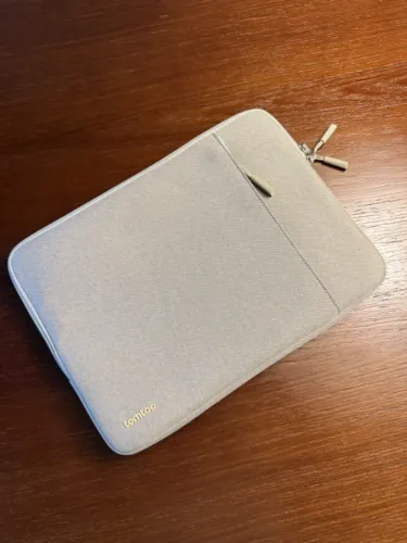 Capa Case Tomtoc Notebook MacBook 13" Acolchoada Cinza