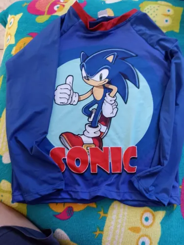 Blusa Infantil de Praia Sonic (UV) Manga Longa Tam 8