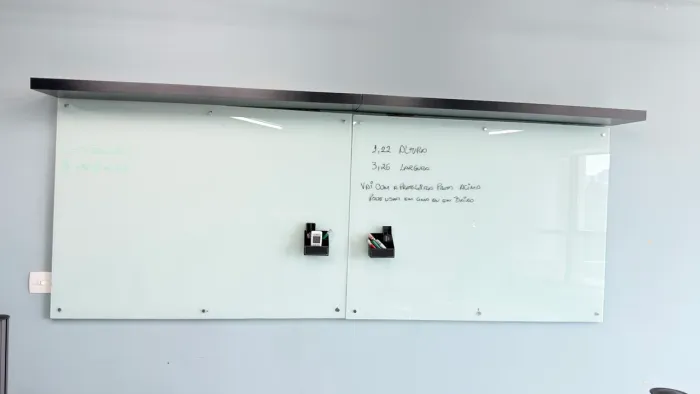 Lousa para escritório de vidro