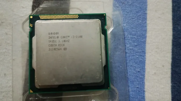 Processador Intel i3 2100