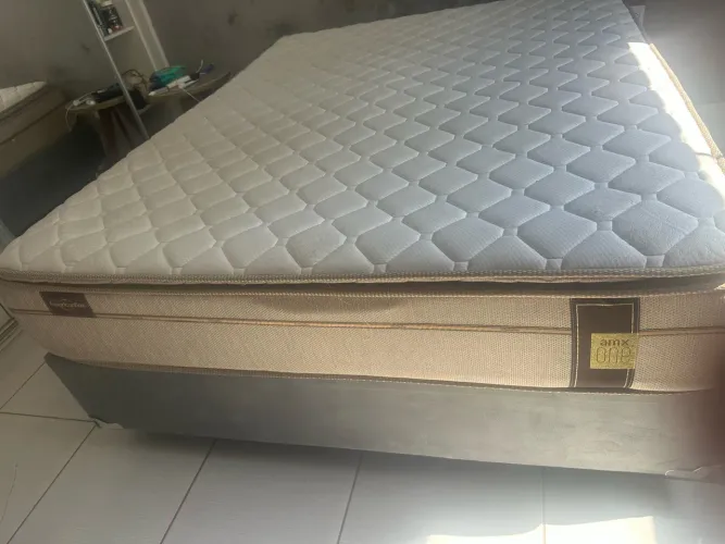 Cama Box casal Queen