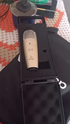 vendo microfone de podecast
