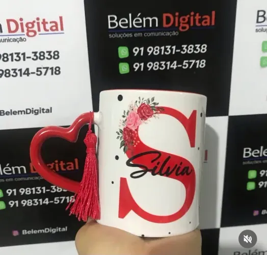 Caneca alça coração personalizada