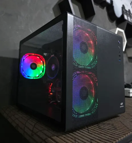 PC Gamer Ryzen 5 4600G/ 16GB Ddr4/ B450M ac trca
