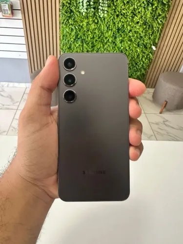 S24+ 256 gb de 12 Ram
