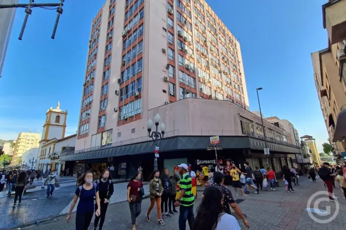 Loja comercial no Centro de Florianópolis, localização estratégica para o seu negócio pros