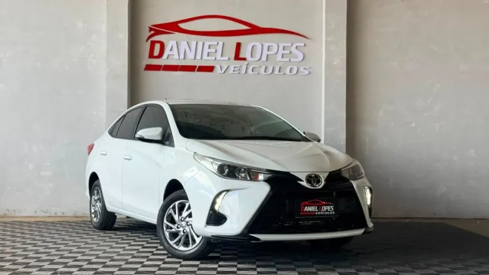 Toyota Yaris XS Sedan 1.5 Flex 16V 4P Aut. 2024