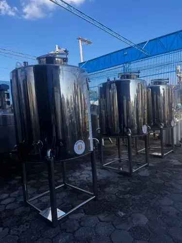 Tanque reservatorio em inox 1000 Lts