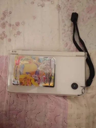 Nintendo DSi XL - Edição Japonesa | Desbloqueado + Cartão 32 GB