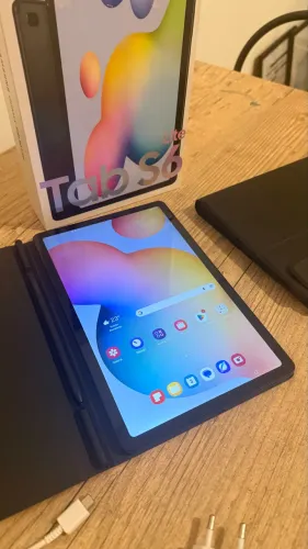 Samsung Galaxy Tab S6 Lite 64GB + S Pen + Teclado + Caixa