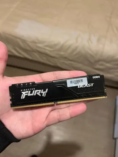 Memória RAM Kingston Fury Beast, 16GB, 3200MHz, DDR4, CL16