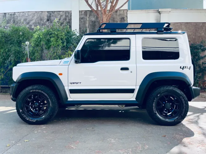 Suzuki Jimny Sierra 4sport Allgrip 1.5 16V Aut. 2025