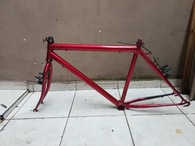 Quadro de bicicleta caloi aro 26