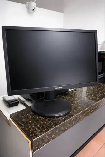 Monitor positivo 22 polegadas