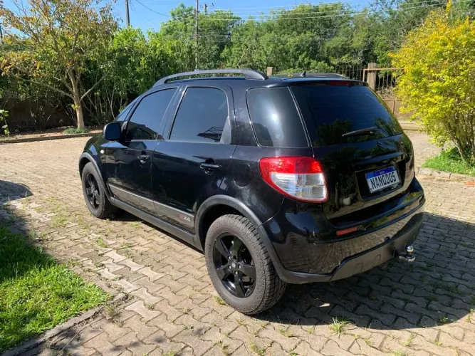 Suzuki SX4 2.0 16V 145cv 4WD 5P Aut. 2011