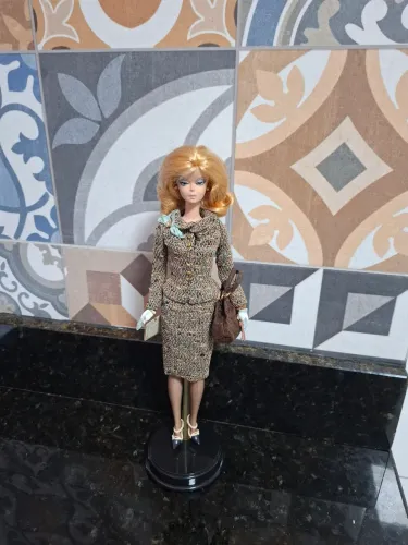 Boneca barbie collector Silkstone