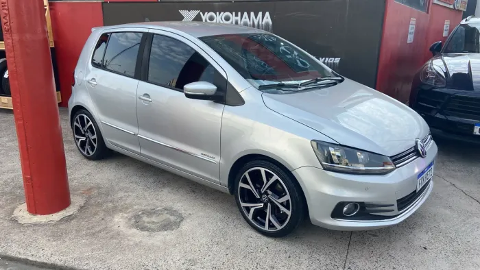Volkswagen Fox Highline 1.6 Flex 16V 5P 2016