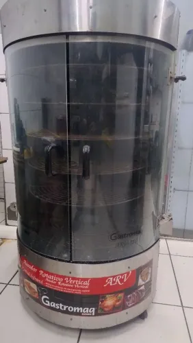 Máquina de assar frango e carnes 