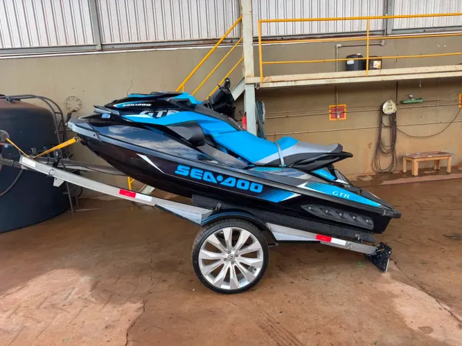 Jet Ski