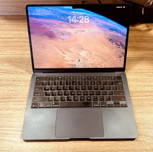 Apple 2025 MacBook Air M4 16GB 256 GB