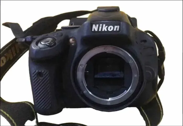 Camera Nikon D5100