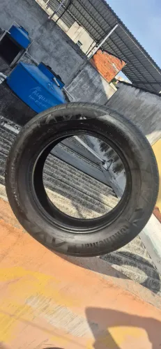 Pneu Continental aro 15